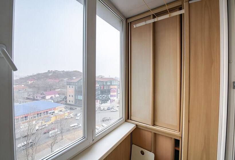 Apartment On Leonova 21a