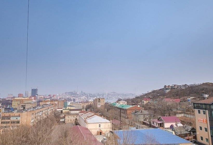 Apartment On Leonova 21a