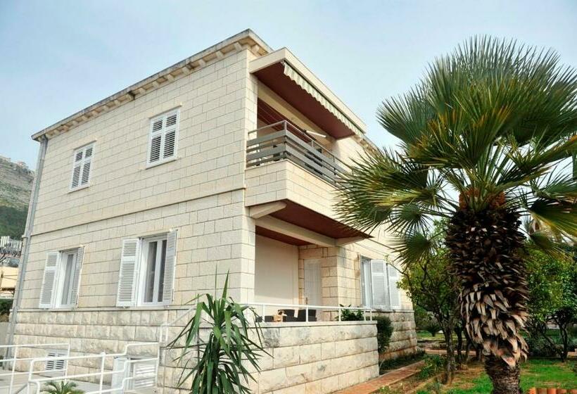 Apartments Villa Falkoni