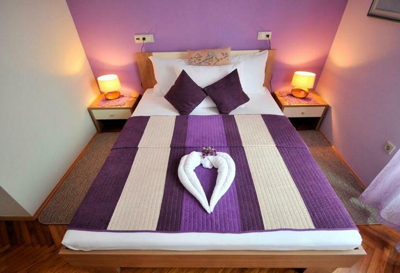 Apartments Villa Falkoni