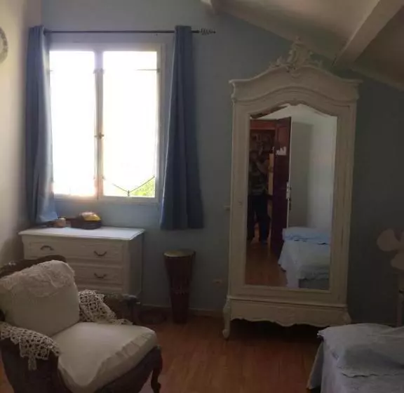 Aamiaismajoitus (B&B) Belle Maison De Montagne