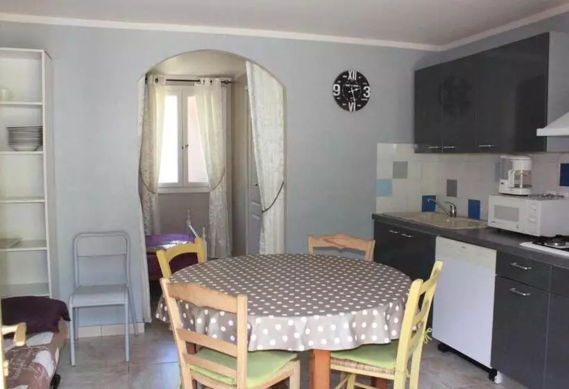 Aamiaismajoitus (B&B) Belle Maison De Montagne