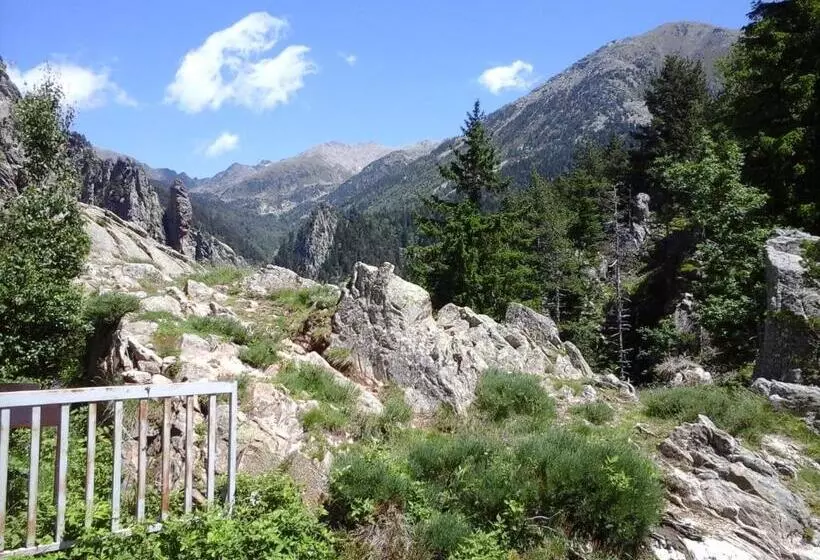 Aamiaismajoitus (B&B) Belle Maison De Montagne