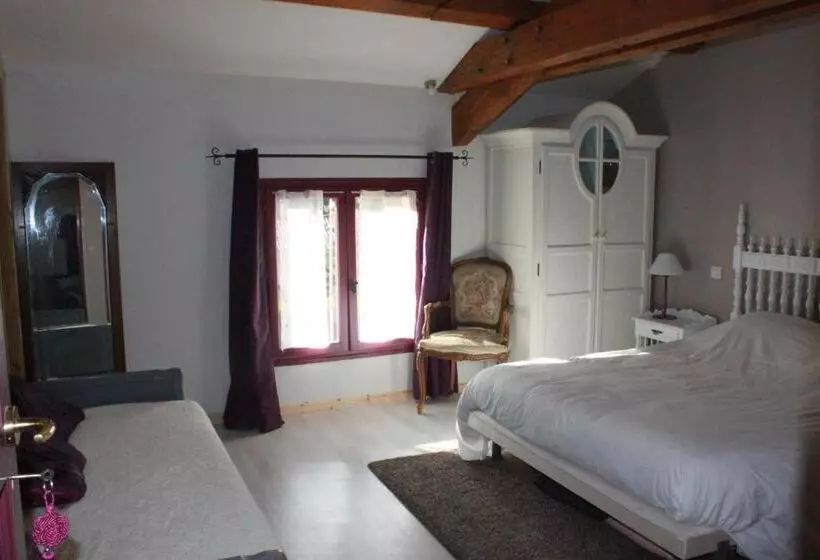 Aamiaismajoitus (B&B) Belle Maison De Montagne