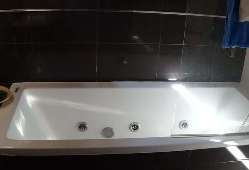 민박 Quinta Da Lousa   Guest House   Valongo   Porto