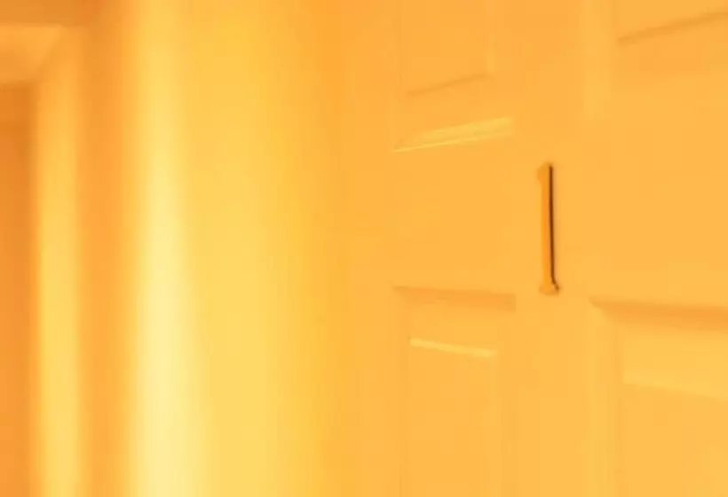 Aparthotel Glovers Court