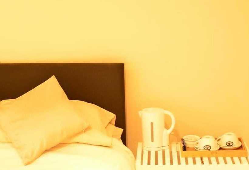 Aparthotel Glovers Court