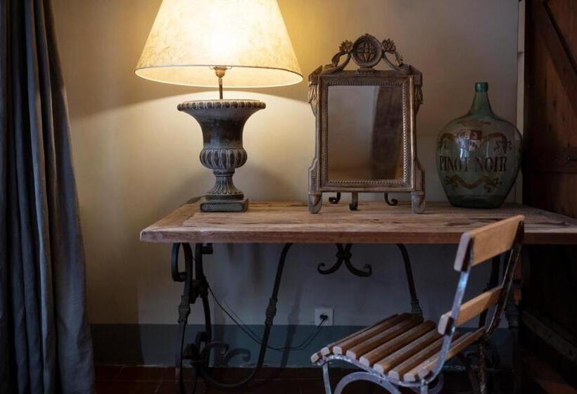 Pensionat Commanderie De Peyrassol