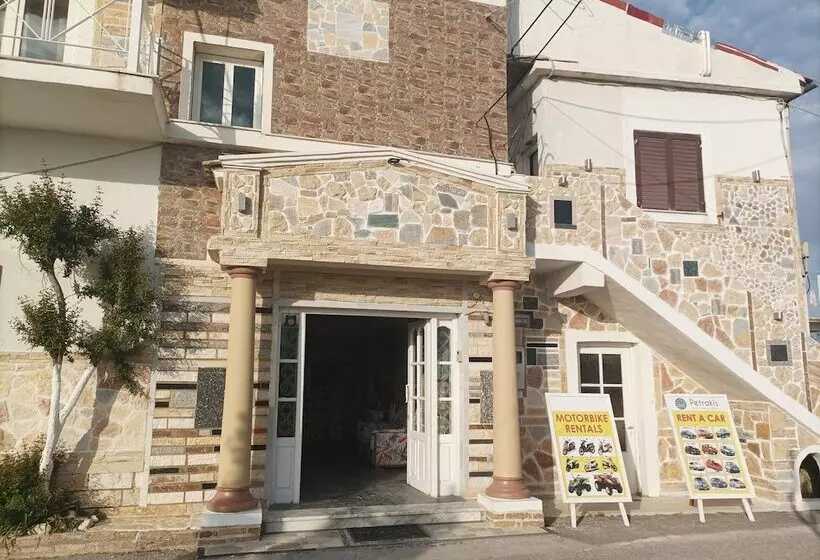ペンション Petrakis Beach
