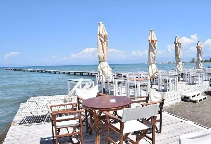 ペンション Petrakis Beach