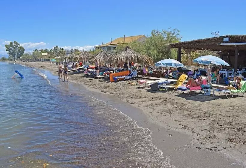 ペンション Petrakis Beach