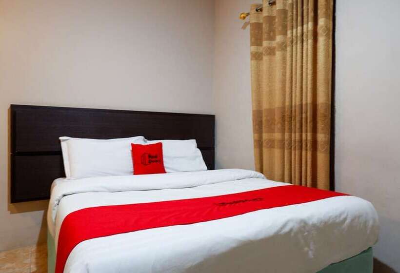 Пансион Reddoorz Plus At Hotel Srikandi Kendari