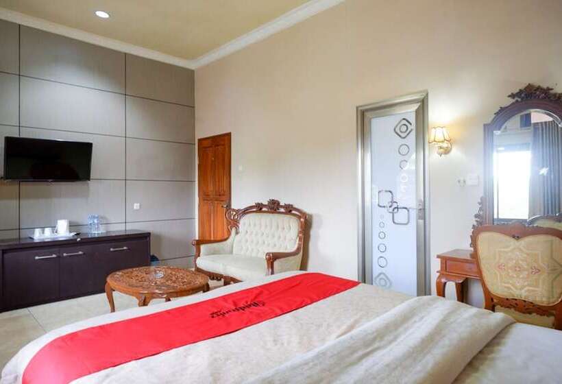 Пансион Reddoorz Plus At Hotel Srikandi Kendari