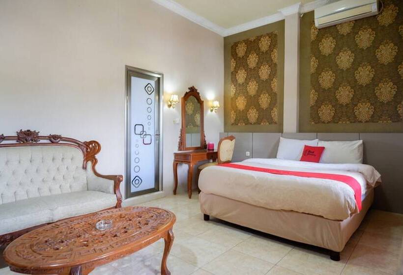 Пансион Reddoorz Plus At Hotel Srikandi Kendari