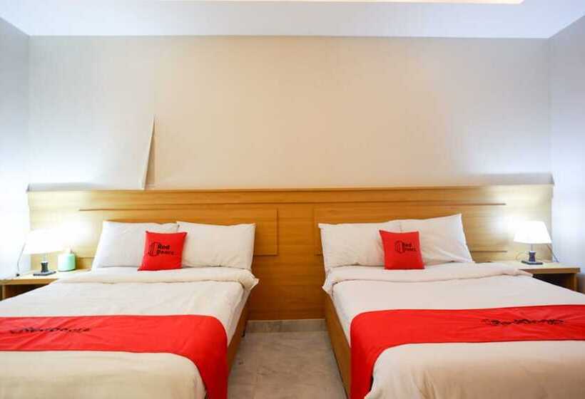 Пансион Reddoorz Plus At Hotel Srikandi Kendari