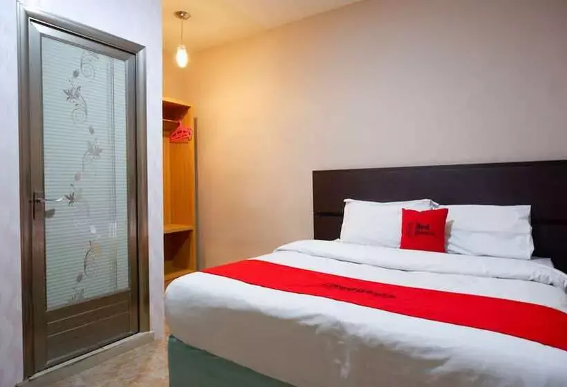 ペンション Reddoorz Plus At Hotel Srikandi Kendari