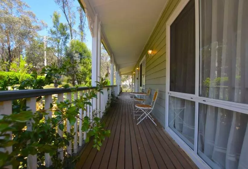 Rocky Mountain Cottage