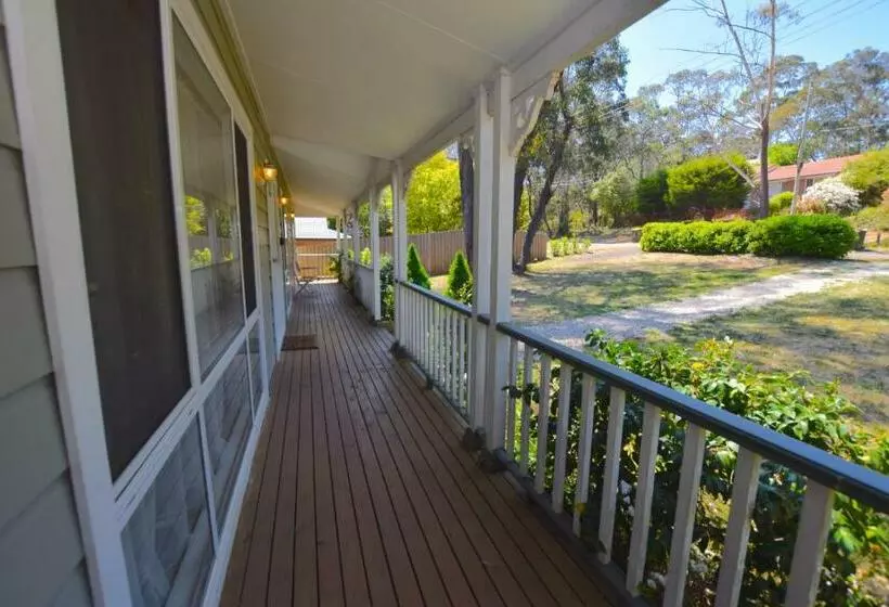 Rocky Mountain Cottage