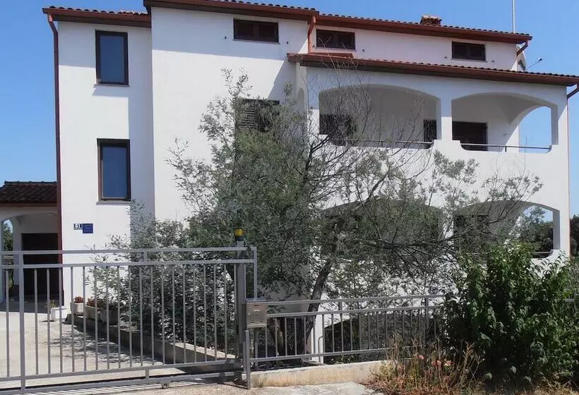 Apartment Davorka