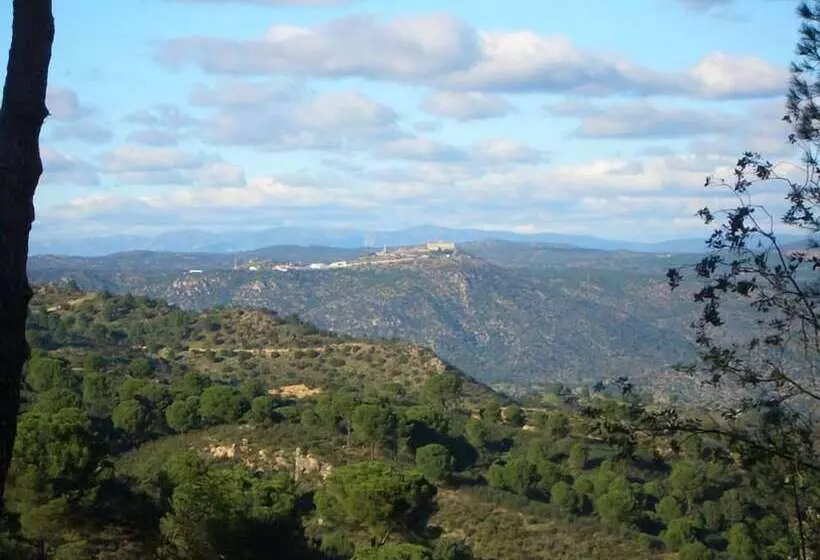 簡易ホテル Hospedería Santuario Virgen De La Cabeza