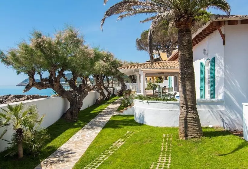 簡易ホテル The Sea Club