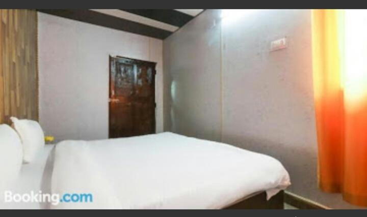 Hotel Spot On 49335 Alwin