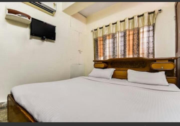 Hotel Spot On 49335 Alwin