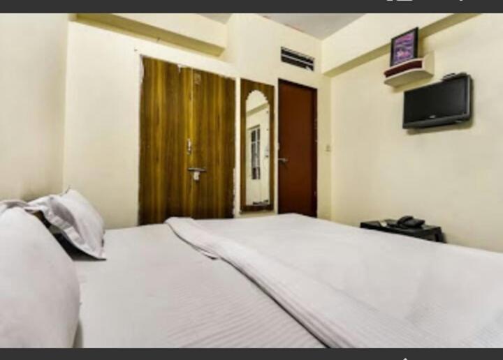 Hotel Spot On 49335 Alwin