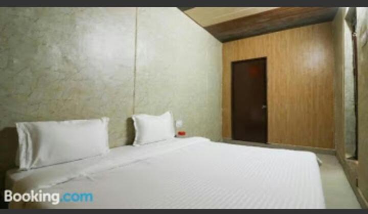 Hotel Spot On 49335 Alwin