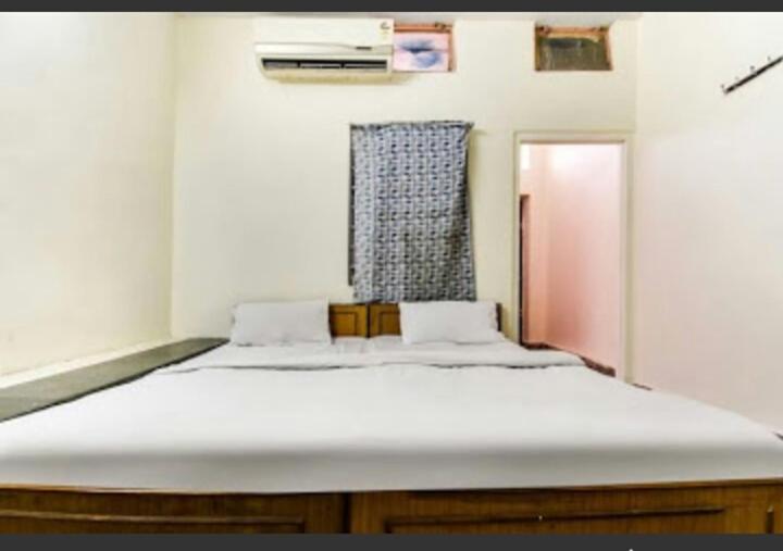 Hotel Spot On 49335 Alwin