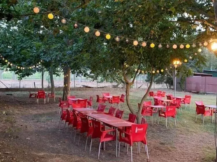 Hotelli Camping El Tormes