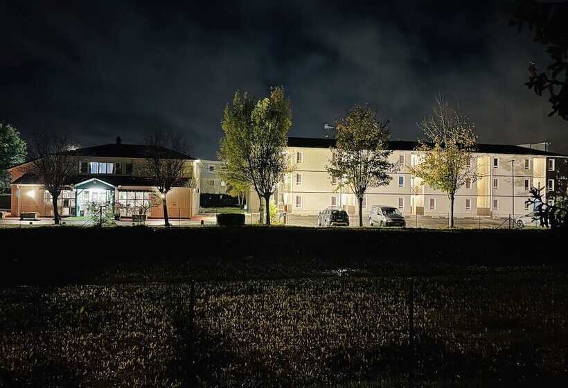 Fasthotel Roissy Cdg Sud Claye Souilly