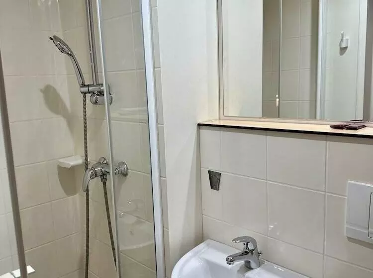 Fasthotel Roissy Cdg Sud Claye Souilly