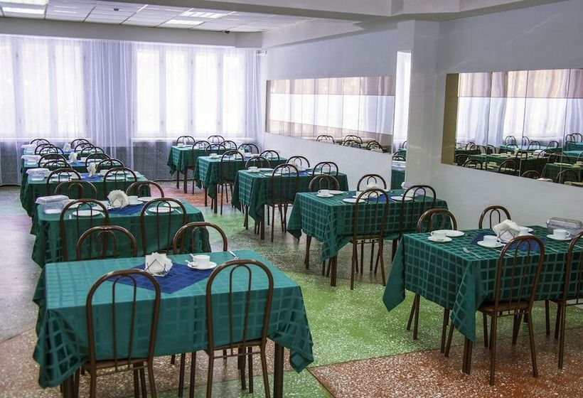 فندق Zvezdny Park