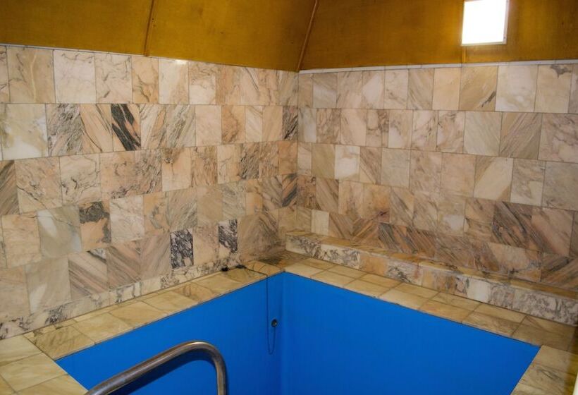 فندق Zvezdny Park