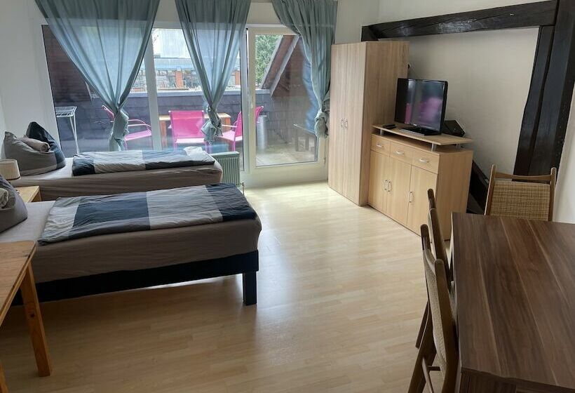 פנסיון Bed4you Gästehaus 1