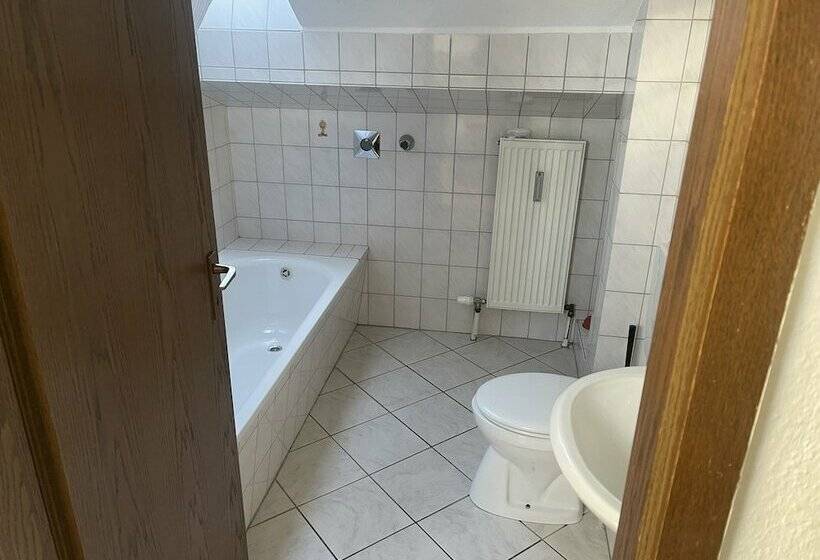 פנסיון Bed4you Gästehaus 1