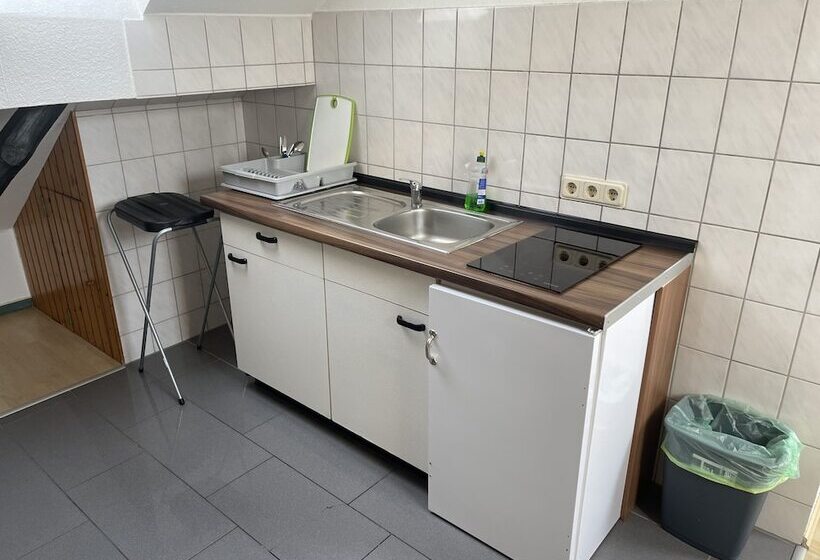 פנסיון Bed4you Gästehaus 1