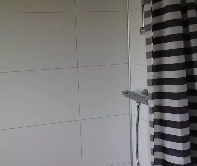 پانسیون Guesthouse Nypugardar