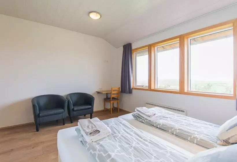 پانسیون Guesthouse Nypugardar