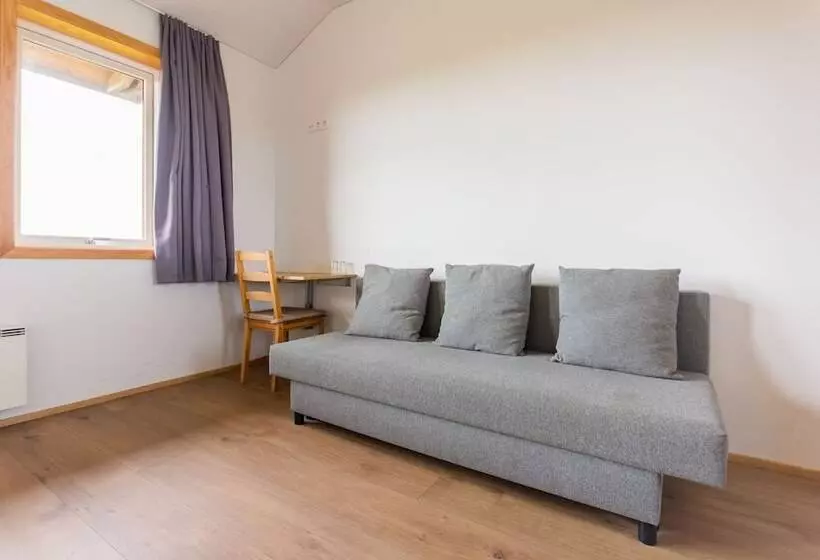پانسیون Guesthouse Nypugardar