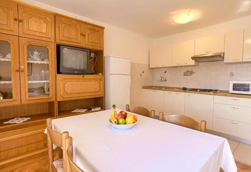 Apartment Iva