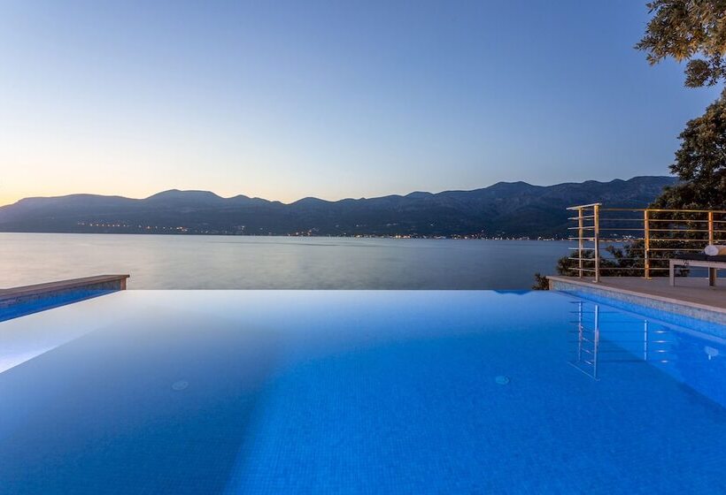 Beachfront Villa Poseidon With Heated Pool