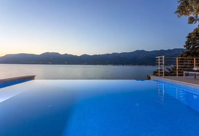 Beachfront Villa Poseidon With Heated Pool