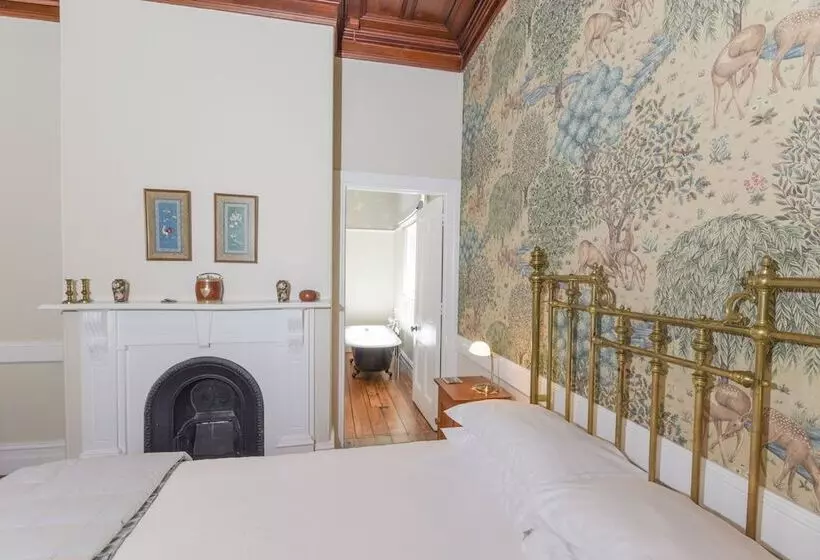 Hotelli Dunstan House