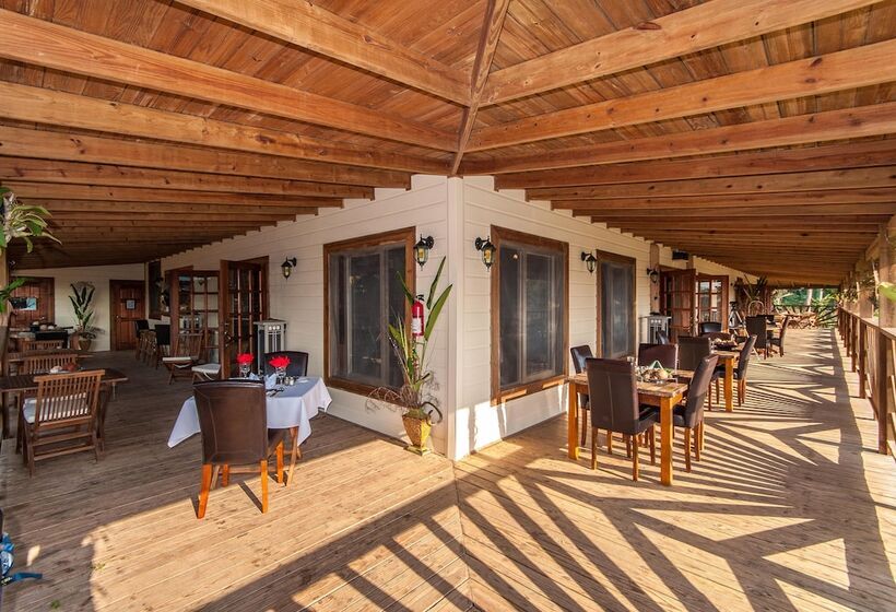 ホテル Juntos Cottages