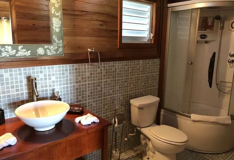 هتل Juntos Cottages