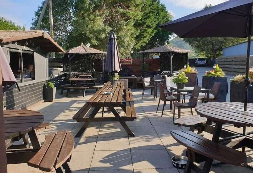 فندق Peniarth Arms