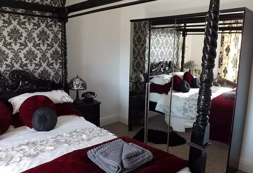 Hotelli Peniarth Arms