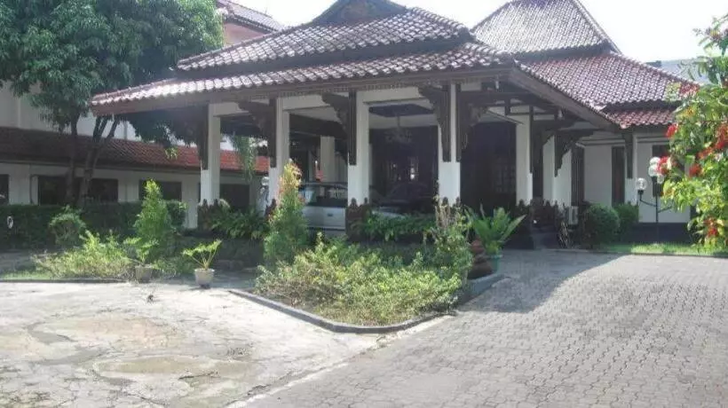 هتل Sadinah Sahid Josodipuro